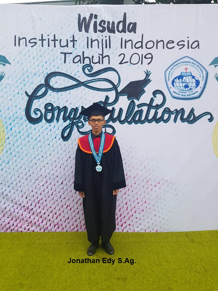 wisuda-4.jpg