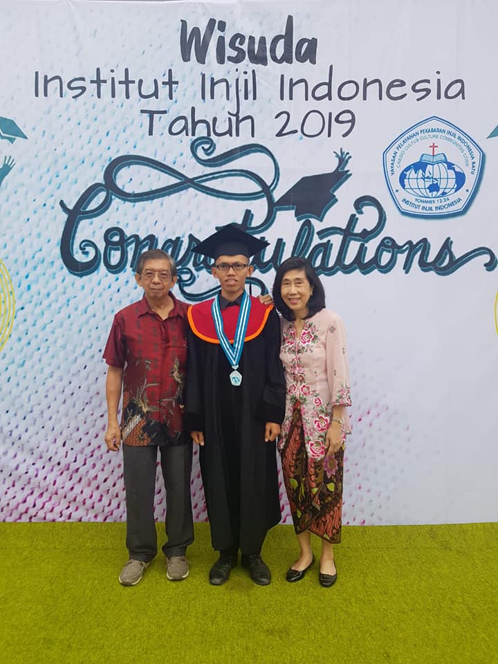 wisuda-5.jpg